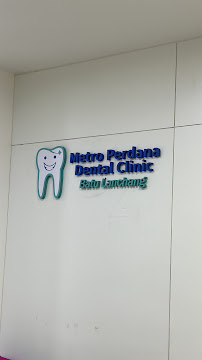 Metro Perdana Dental Clinic - Batu Lanchang (Invisalign Diamond Provider)