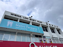 Metro Perdana Dental Clinic - Batu Lanchang (Invisalign Diamond Provider)