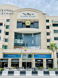 SmileBay Dental Surgery - Island 88 in George Town