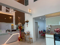 คลินิกทันตกรรมอรุณโรจน์ ชัยพรวิถี - Arunroj Dental Clinic Chaiyaphonwithi Top Dentists for Dental Implant and Orthodontic