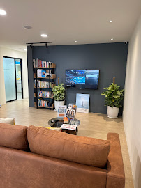 Smile Life Dental Petaling Jaya (Invisalign, Veneers, Implant, Teeth Whitening & Kids Friendly)