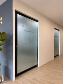 Smile Life Dental Petaling Jaya (Invisalign, Veneers, Implant, Teeth Whitening & Kids Friendly)