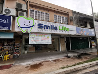 Smile Life Dental Petaling Jaya (Invisalign, Veneers, Implant, Teeth Whitening & Kids Friendly)