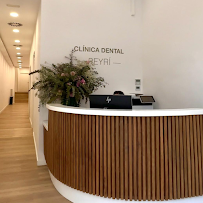 Clínica Dental Peyrí | Clínica Dental de Urgencias en Barcelona