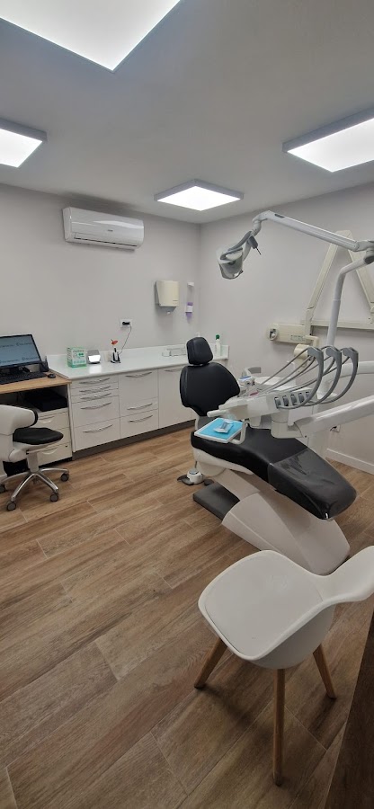 Vila Dental - Clínica Dental Gran Via - dental clinic in Barcelona, Spain