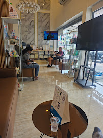 คลินิกหมอน้ำ Dental Square