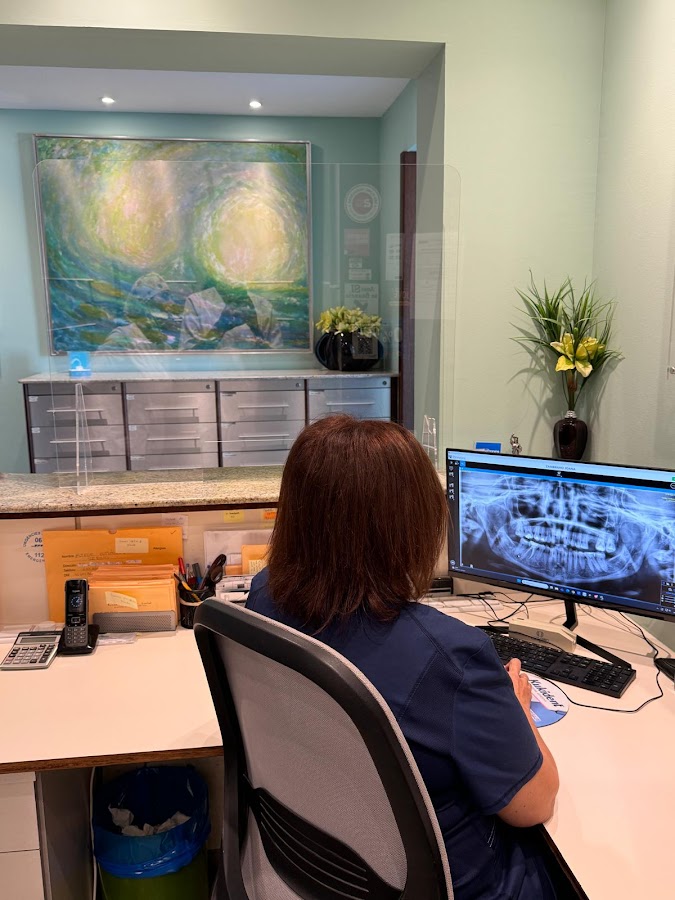 Clínica Dental Davos - dental clinic in Barcelona, Spain