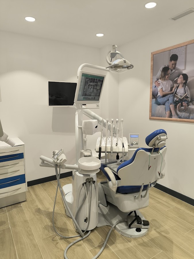 Clínica Dental Vitaldent - dental clinic in Barcelona, Spain