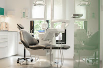 Clínica Dental Puyuelo: Dentistas en Barcelona