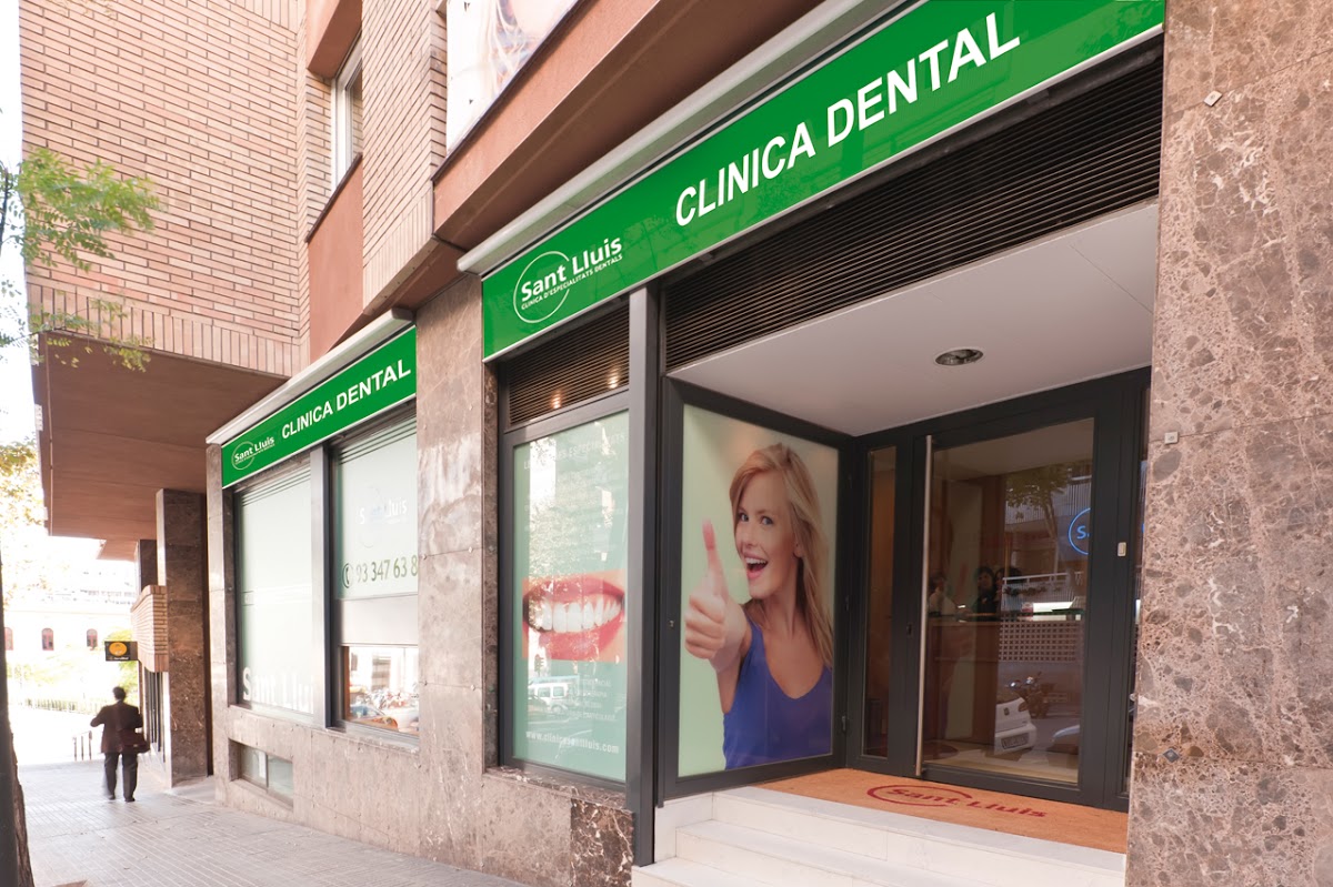 Clínica Dental Sant Lluís - dental clinic in Barcelona, Spain
