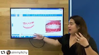 Dentajoy Pattaya (เดนต้าจอย สาขาพัทยา) จัดฟันใส Invisalign จัดฟัน Brava วีเนียร์ รากเทียม