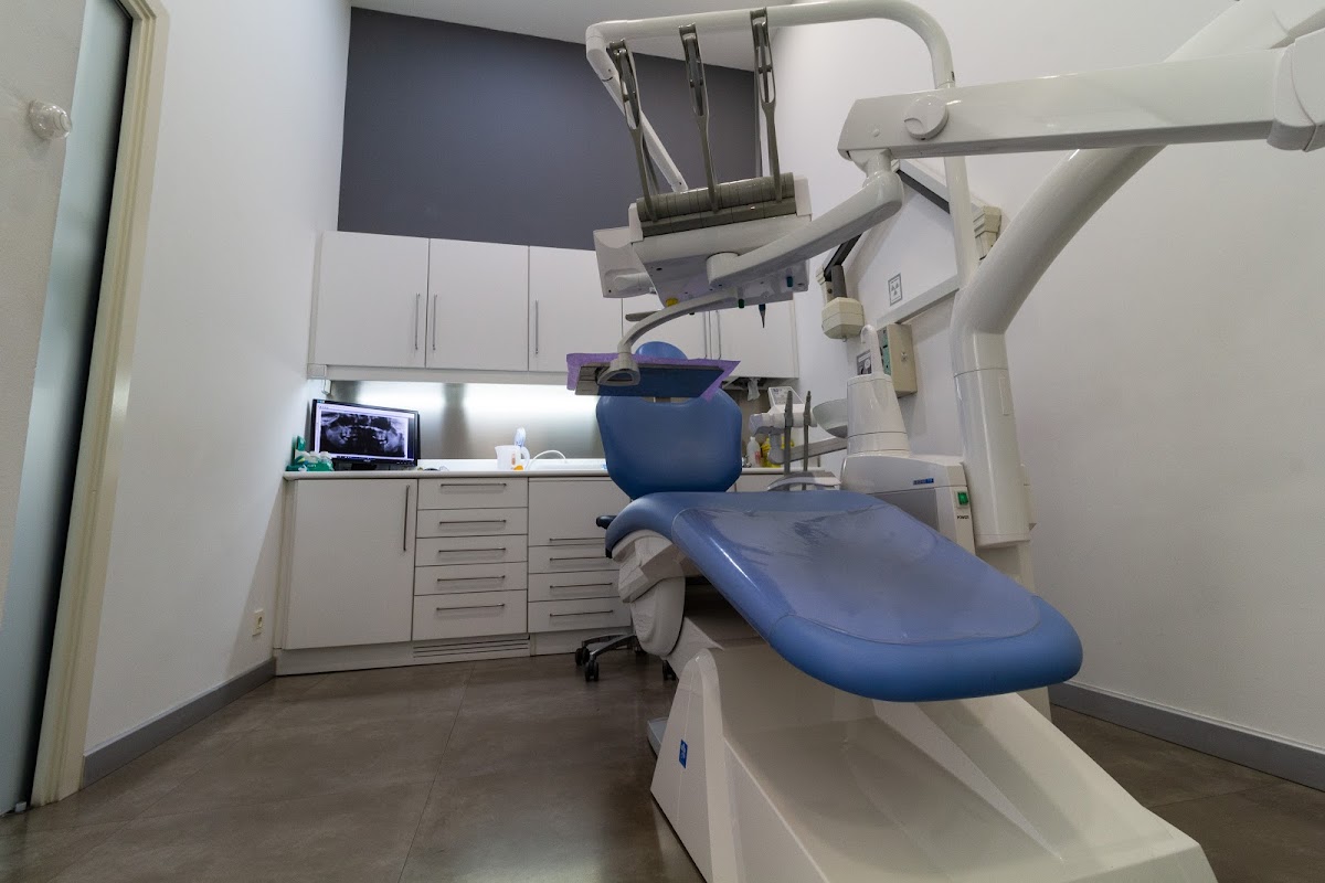Diego Caballero Dental Clinic - dental clinic in Barcelona, Spain