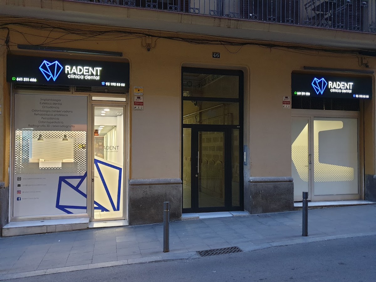 RAdent Clinica Dental - dental clinic in Barcelona, Spain