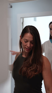 Janos Medical Center Dental Clinic