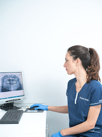 Janos Medical Center Dental Clinic