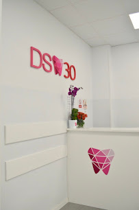 DS 30 DENTAL INSTITUTE