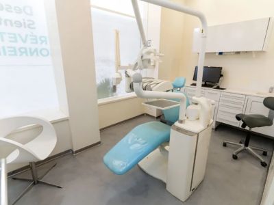 Dosdoce Dental Clinic in Madrid, Spain, photograph 8