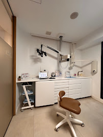 Clínica Dental H144