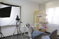 Clínica Dental Reina Victoria 66