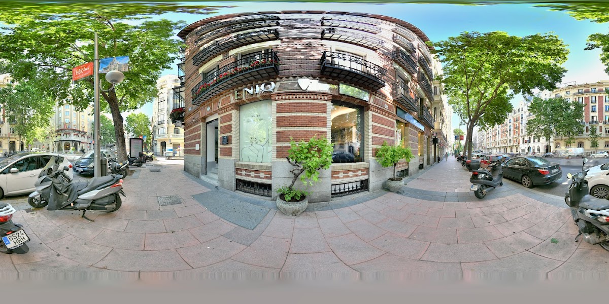 Clínica Dental ENIQ | Dentista en Madrid - dental clinic in Madrid, Spain