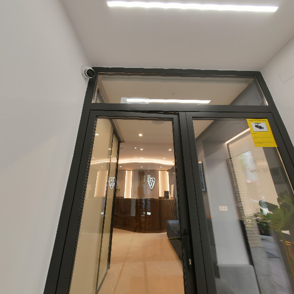 Clínica Dental ENIQ | Dentista en Madrid