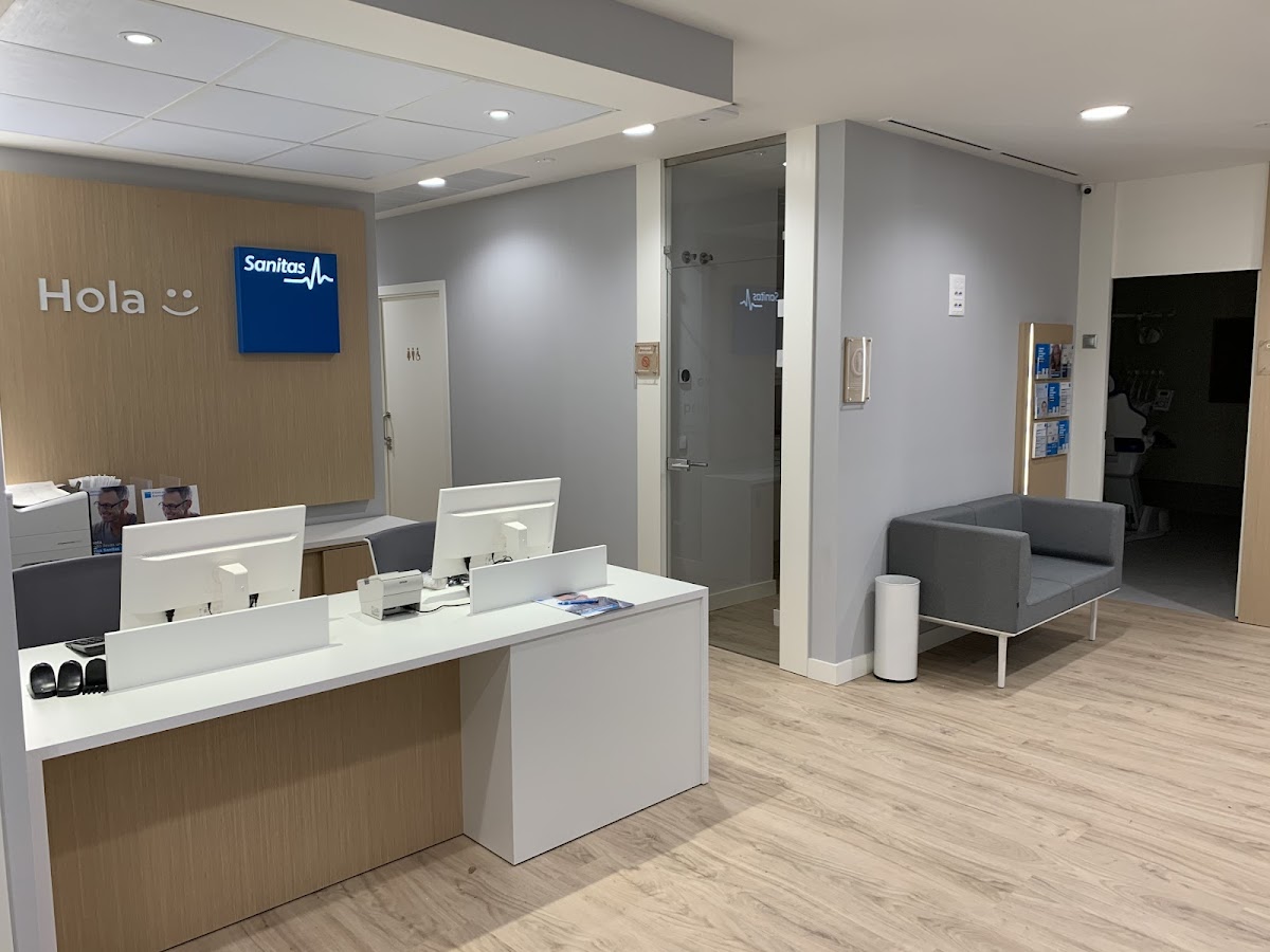 Milenium Dental Clinic Puerta de Toledo - dental clinic in Madrid, Spain