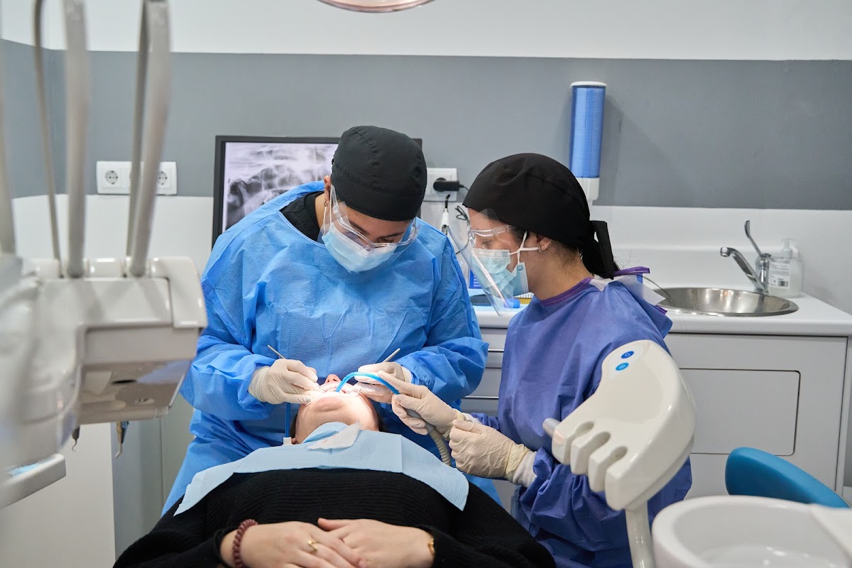 Sam Dental Clinics | Clinica Dental en Madrid el Carmen - dental clinic in Madrid, Spain