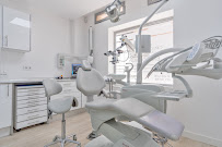 Centro Dental Internacional. Implantes dentales. Ortodoncia. Estetica dental. Odontopediatra.Blanqueamiento. Carillas