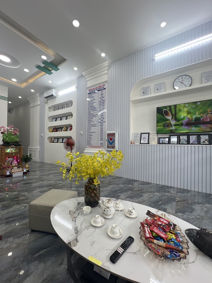 A Chau Cosmetic Dental