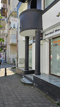Zirconium Dental House