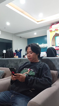 Palapa Dentists - Dental Clinic - drg. Dr. Anggraeni, Sp.KG.