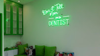 JSMILE Dental I Perawatan Saraf Gigi, Gigi Bungsu, Dental Implant & Orthodontic in Jakarta, Indonesia