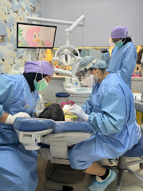 Audy Dental Kelapa Gading Boulevard | Klinik Dokter Gigi Spesialis