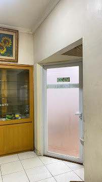 Trio Dental Kemanggisan
