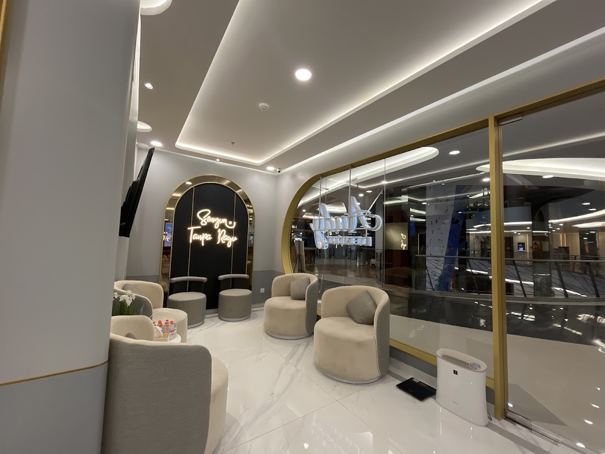 Audy Dental FX Sudirman Mall | Klinik Dokter Gigi Spesialis - dental clinic in Jakarta, Indonesia