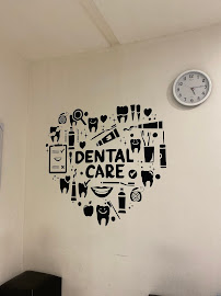 Klinik Gigi First Dental