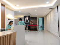 HH Implant Center