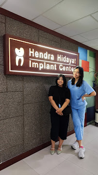 HH Implant Center