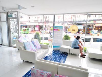 Sea Smile Dental Clinic - all on 4 dental implants clinic in Phuket