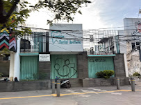 Sapphire Dental Aesthetic Sudirman | Spesialis Invisalign & Dental Implant