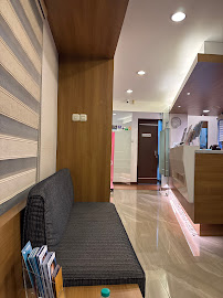 Sapphire Dental Aesthetic Sudirman | Spesialis Invisalign & Dental Implant