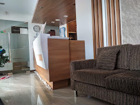 Sapphire Dental Aesthetic Sudirman | Spesialis Invisalign & Dental Implant