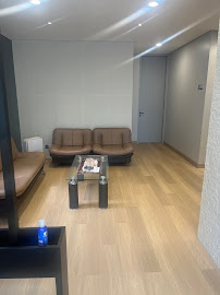 SUN Dental Clinic Jakarta Barat - Klinik Gigi: Orthodontist, Whitening, Implant & Cabut Gigi Bungsu