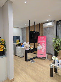SUN Dental Clinic Jakarta Barat - Klinik Gigi: Orthodontist, Whitening, Implant & Cabut Gigi Bungsu