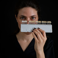 Cabinet Dr Wafa Zaiem - Dentisterie Esthétique et Implantologie in Tunis, Tunisia