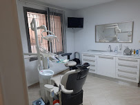 Cabinet Dentaire de Parodontologie et d'Implantologie Orale - Dr Hichem Messaoudi in Sousse, Tunisia