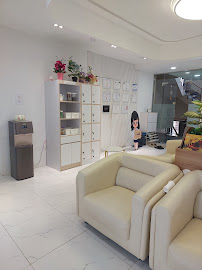 D’ Lux Complete Dentistry Yankin Branch