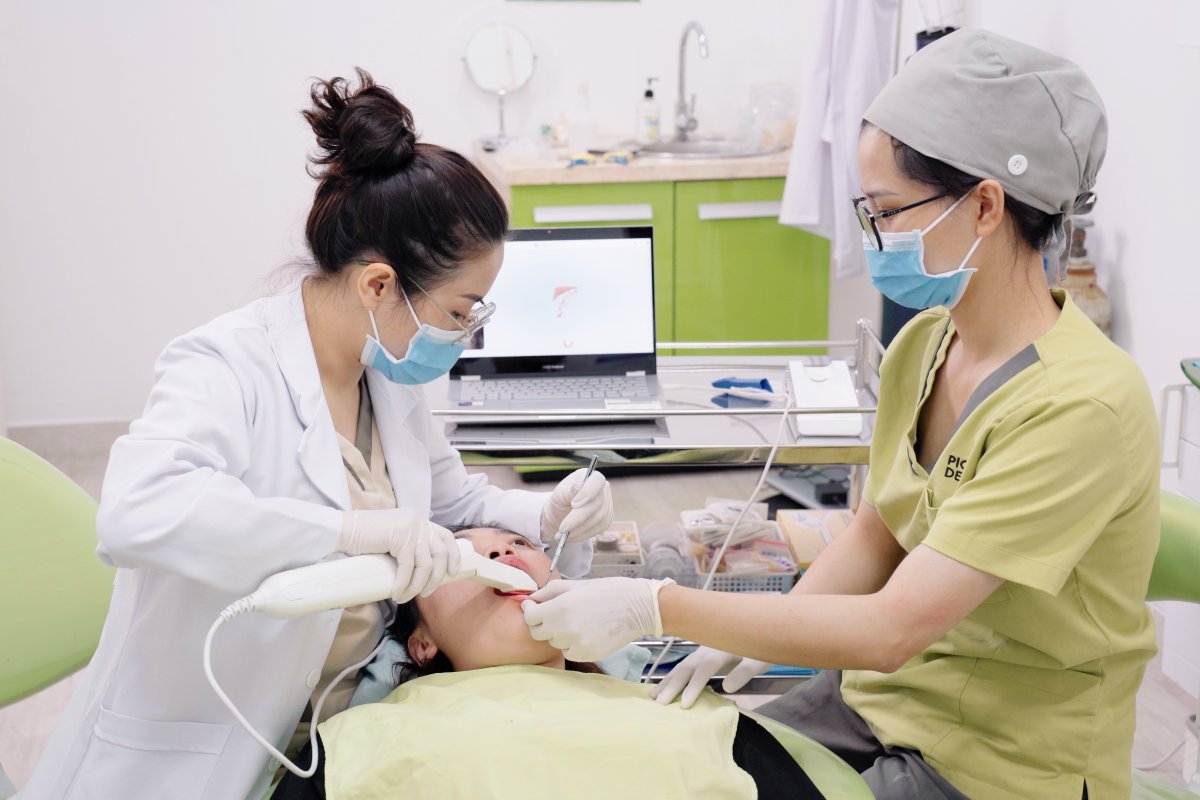 Picasso Dental Clinic Ho Chi Minh City (Thao Dien, District 2) reception area