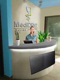 Clínica Dental Medident Playa