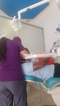 Clínica Dental Medident Playa